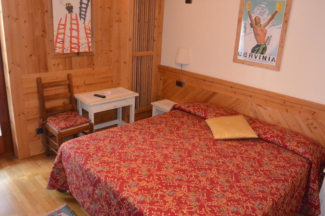 Hotel Fosson Breuil-Cervinia Exterior foto